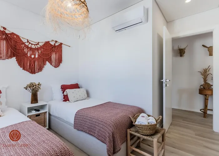 - Vale Da Terça * Vermelha